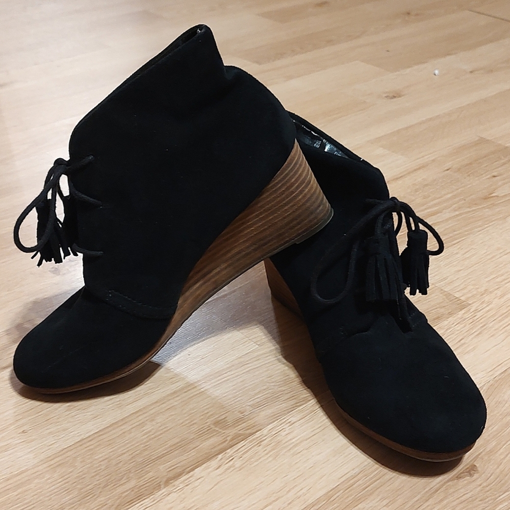 Dr. Scholl's Womens Dakota Faux Suede Wedge Booties Black Lace-up Tassels Size 6 - Picture 1 of 13